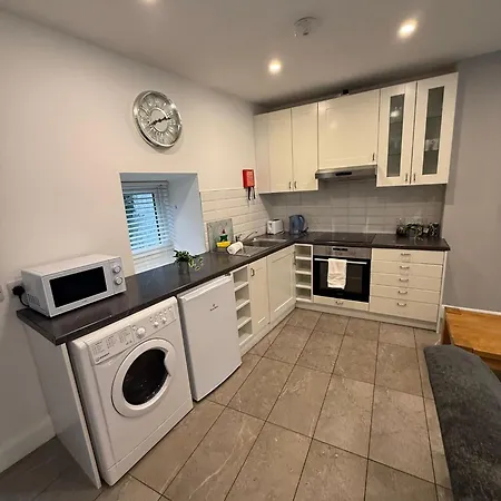 5 Eyre Square Lane Apartman *